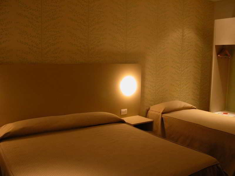 ตาตีโฮเต็ล Hotel ลูโก ภายนอก รูปภาพ
